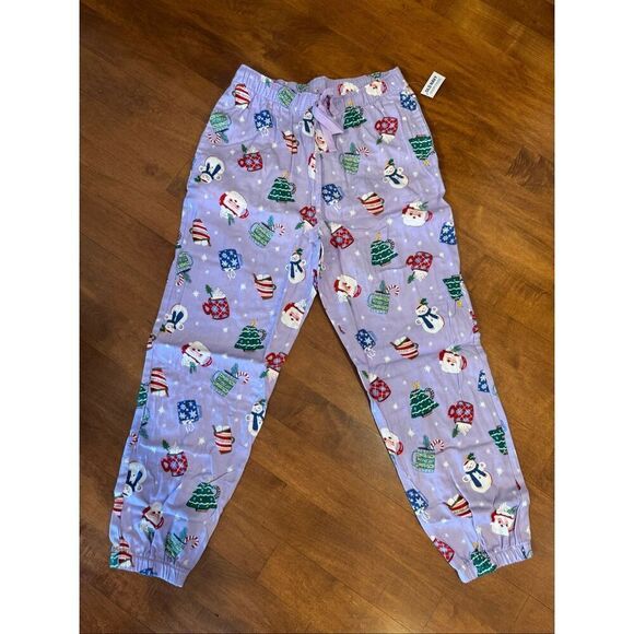 Old Navy Other - Woman’s new w tags old navy Christmas lounge/sleep pants size M